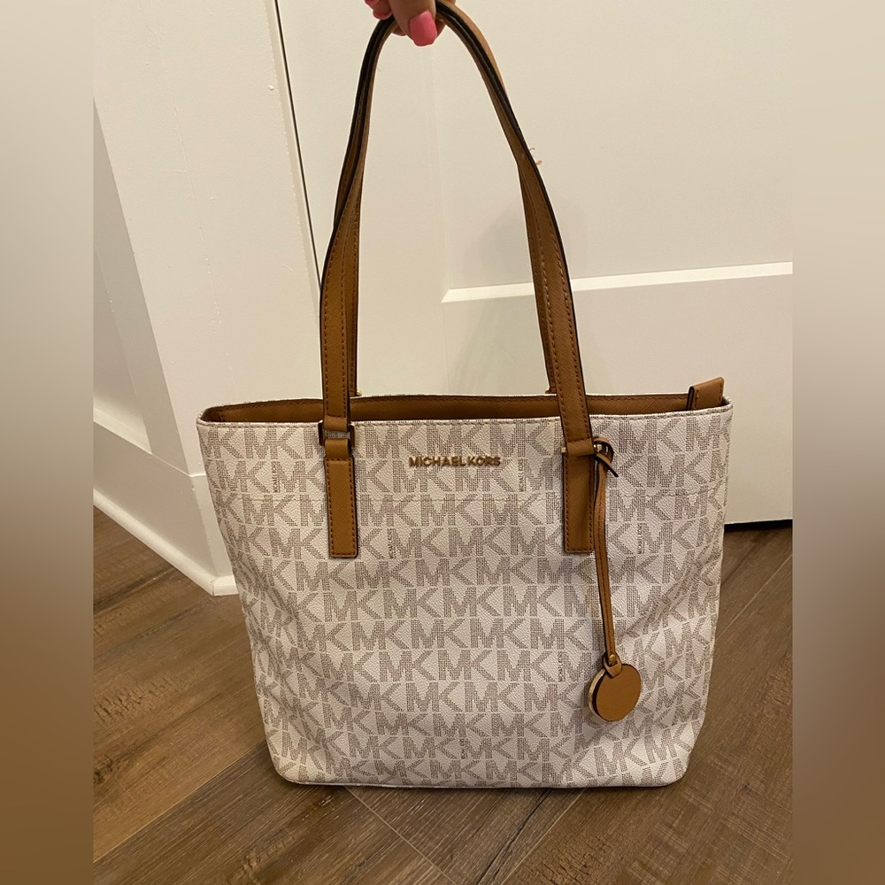 Michael Kors purse